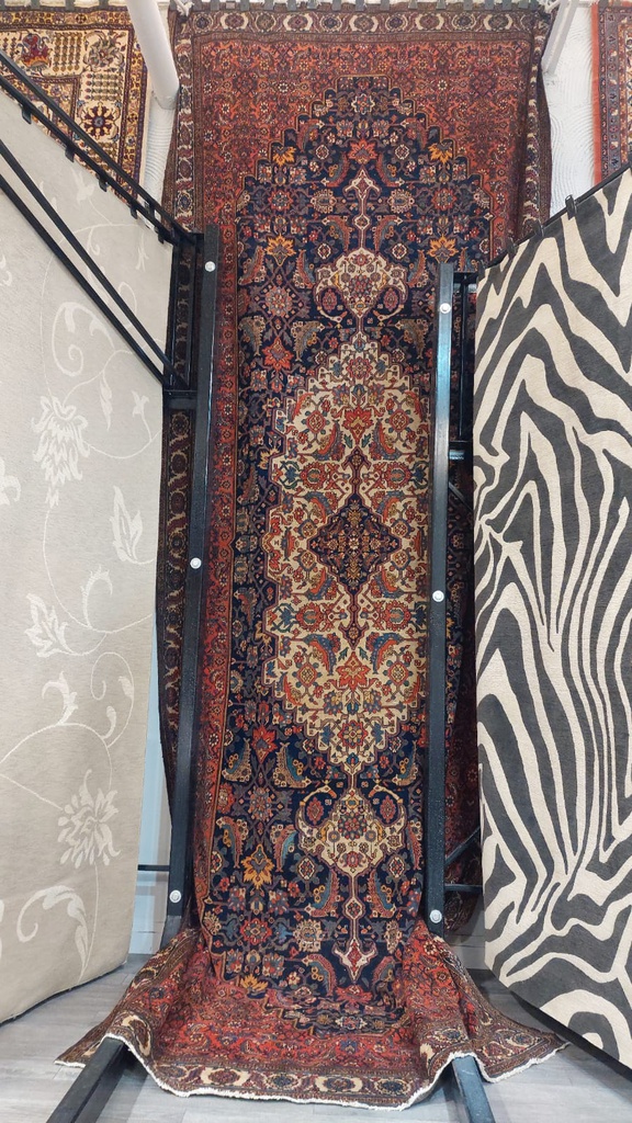 Malayer 9564 19.3 x 7.2ft.